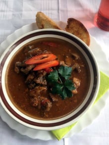 Gulasch-Buffet